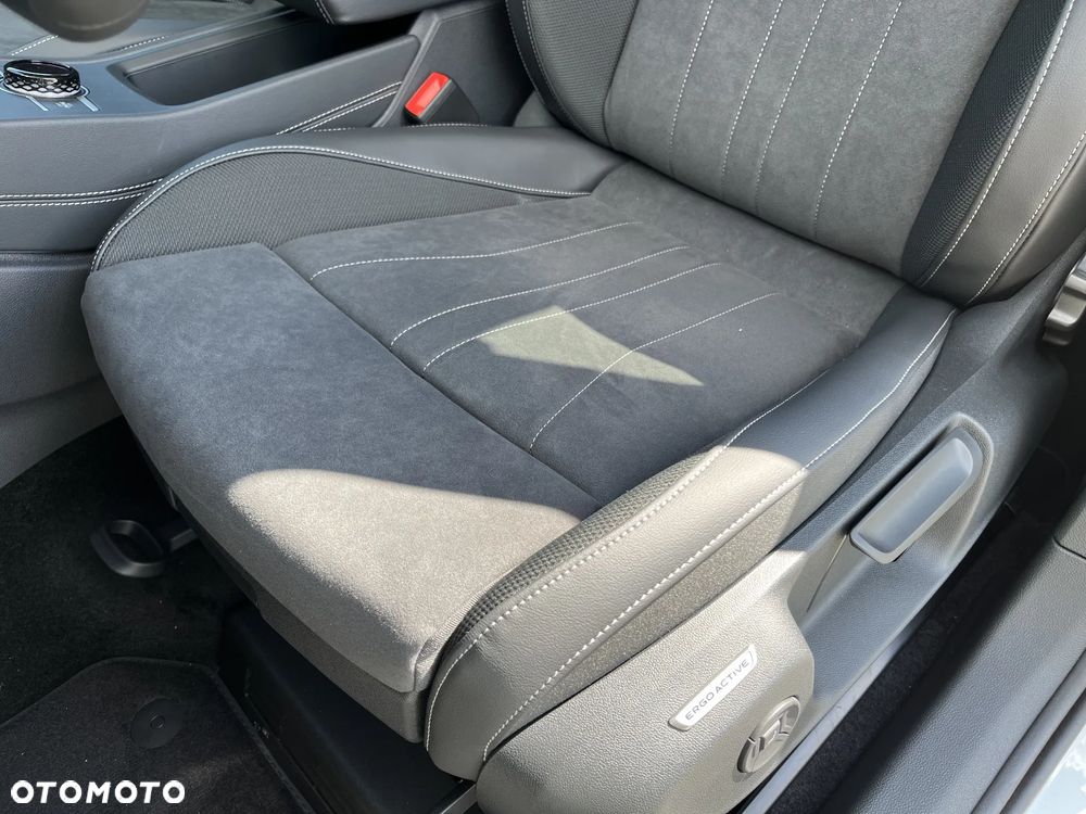 Volkswagen T-Roc 1.5 eTSI Style DSG - 12
