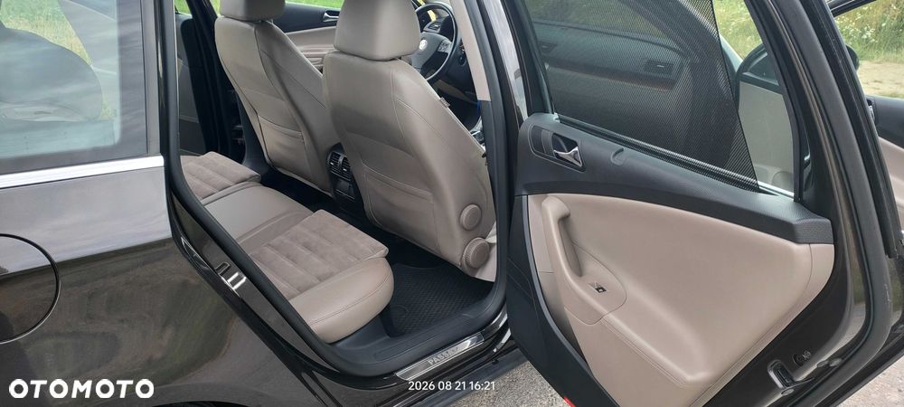 Volkswagen Passat Variant - 7
