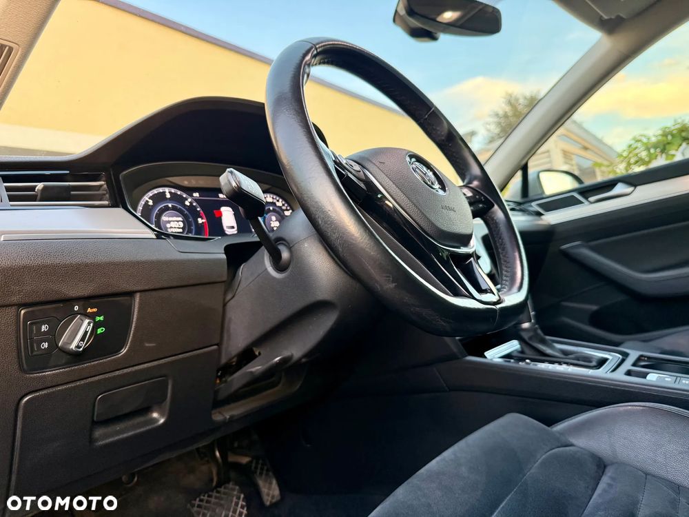 Volkswagen Passat 2.0 TDI BMT Highline DSG - 21