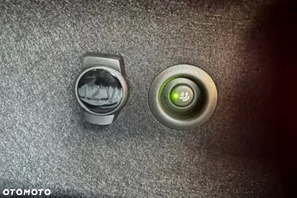 BMW X1 sDrive20i mHEV - 21