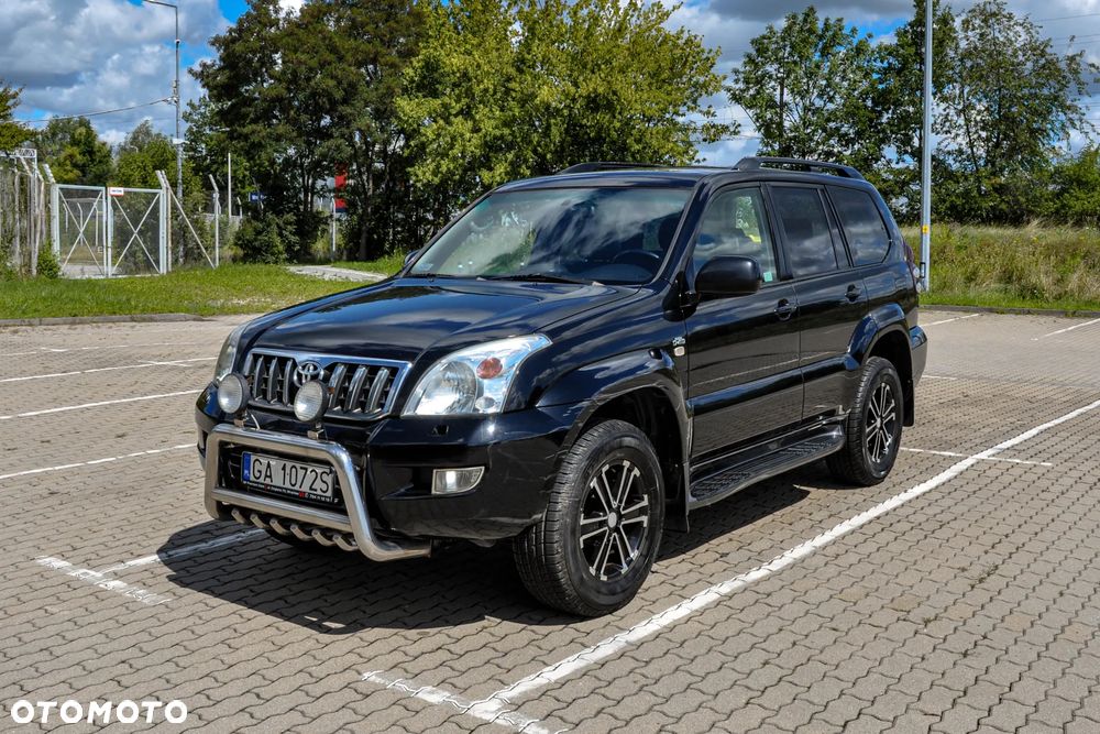 Toyota Land Cruiser - 1