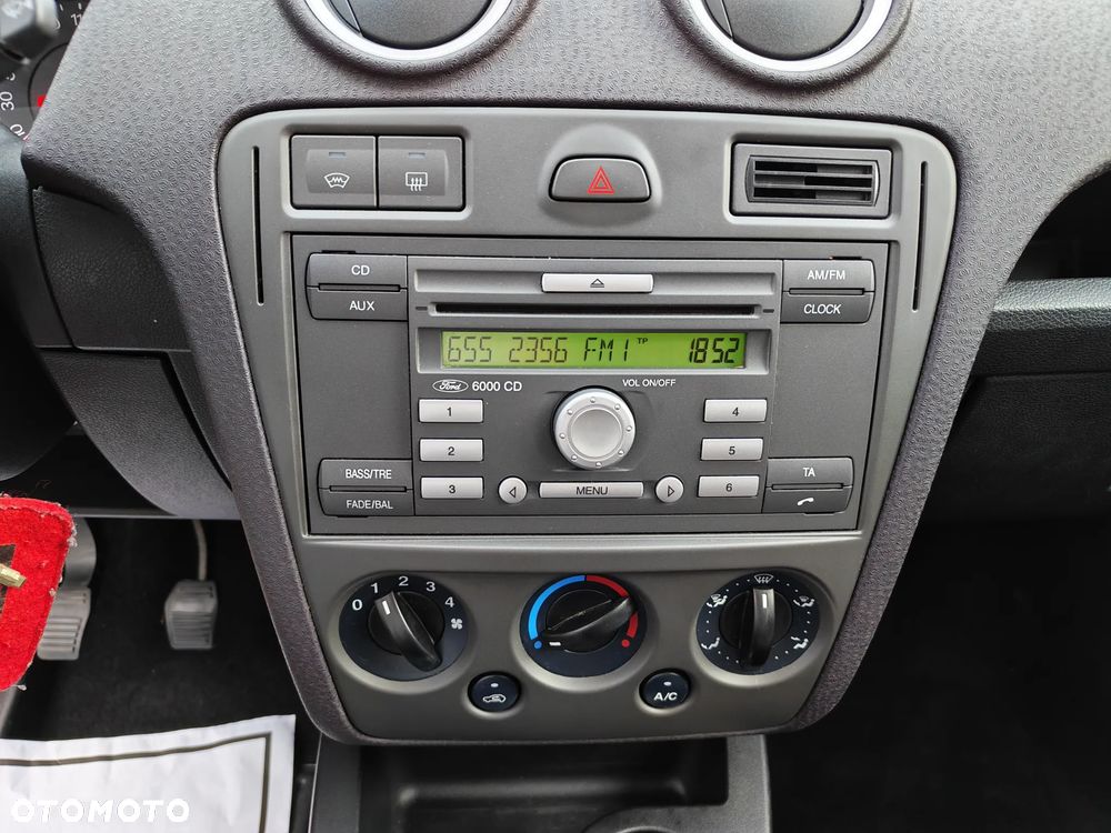 Ford Fusion 1.25 Ambiente - 16