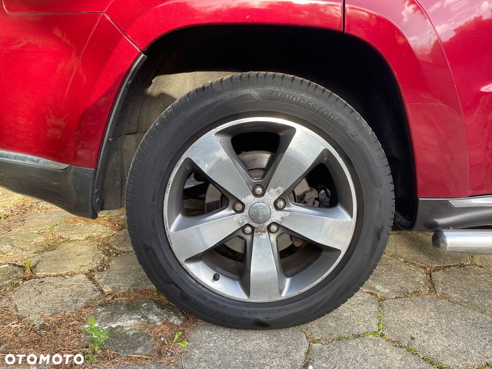 Jeep Grand Cherokee 2014 photo 3