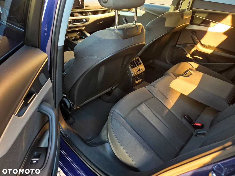 Audi A4 Avant 1.4 TFSI S tronic design - 36