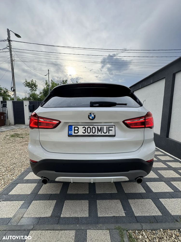 BMW X1 xDrive20i Aut. Sport Line - 6