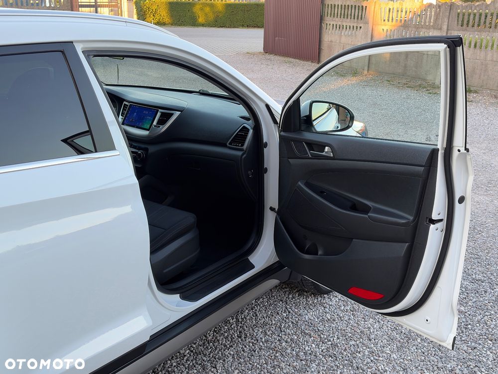 Hyundai Tucson 2.0 CRDI 2WD Style - 37