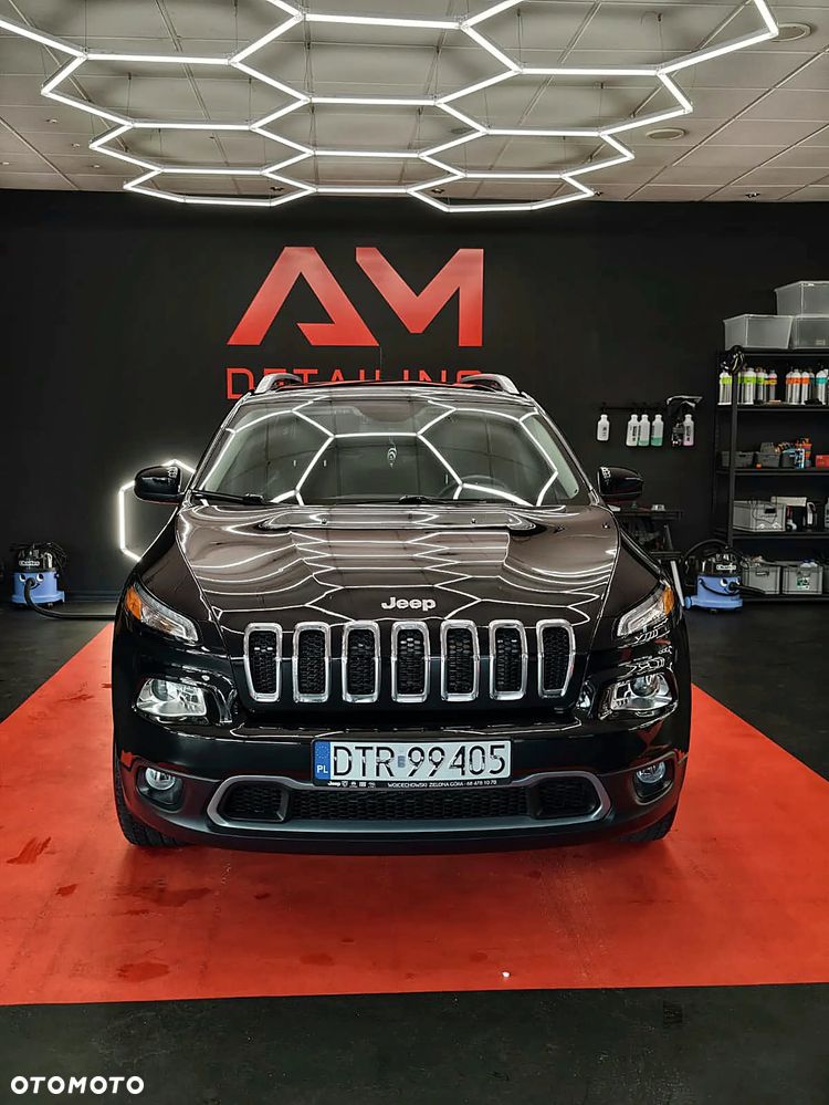 Jeep Cherokee - 2