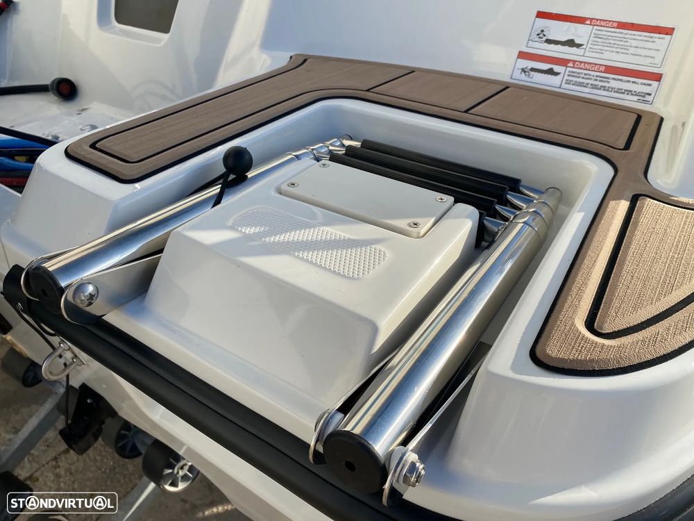 Quicksilver 525 Axess - 25