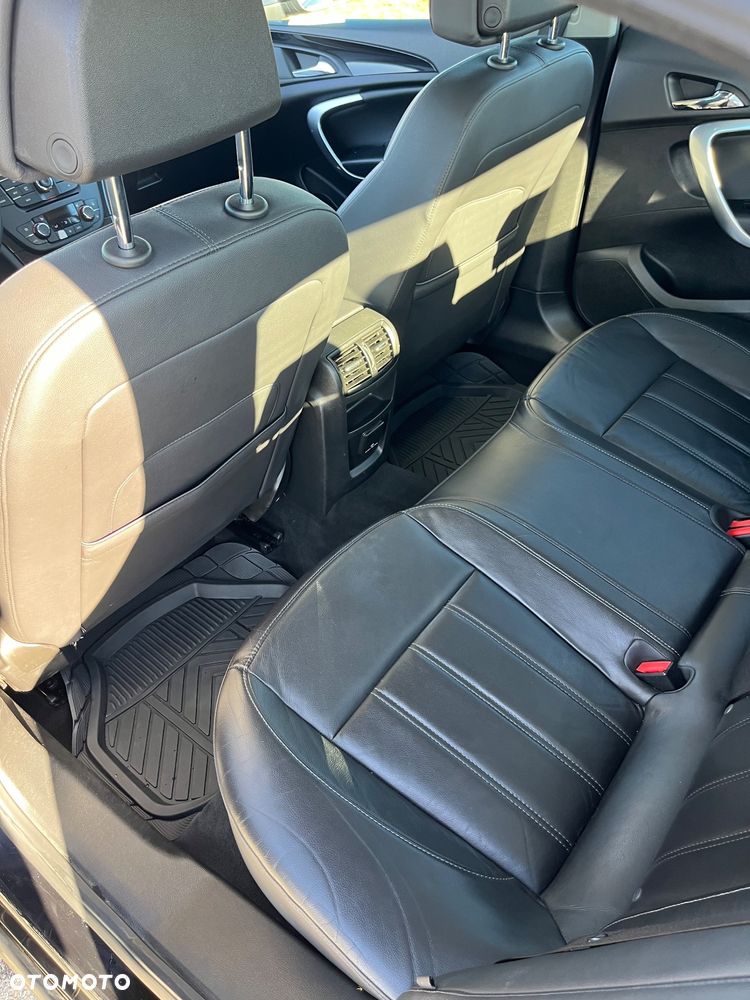 Opel Insignia 1.8 - 16