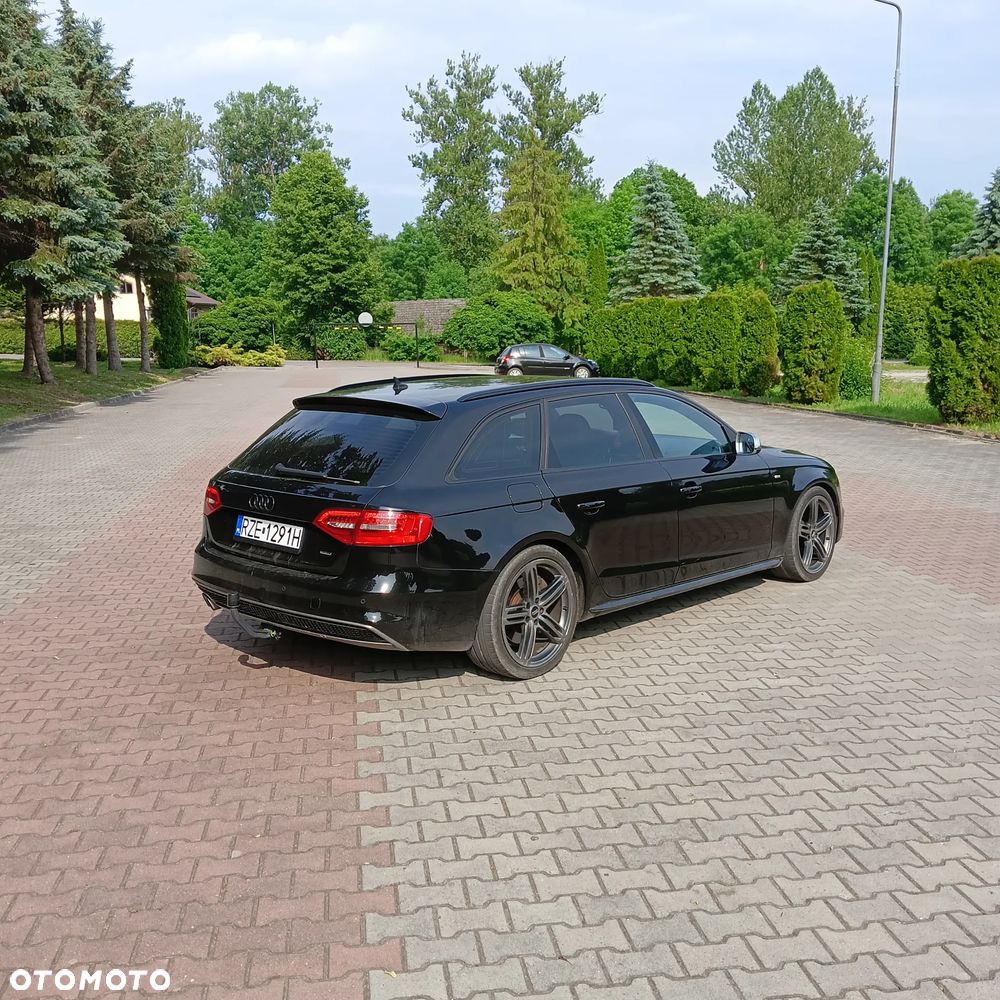 Audi A4 Avant 3.0 TDI DPF clean diesel quattro S tronic Ambiente - 3