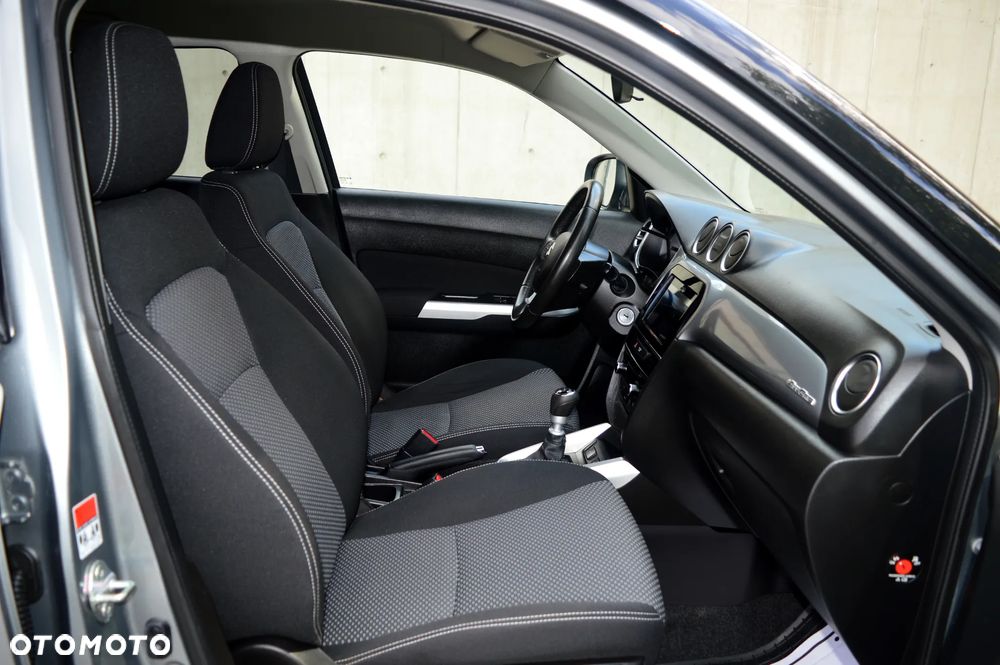 Suzuki Vitara - 10