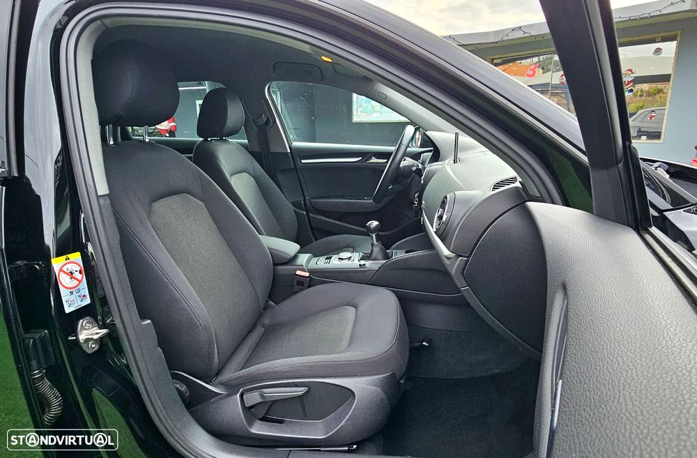 Audi A3 Sportback 1.6 TDI - 23