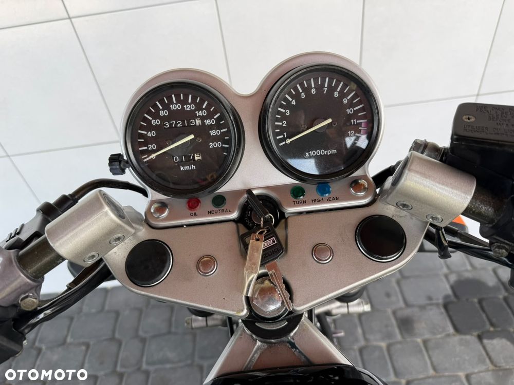Suzuki GS - 30