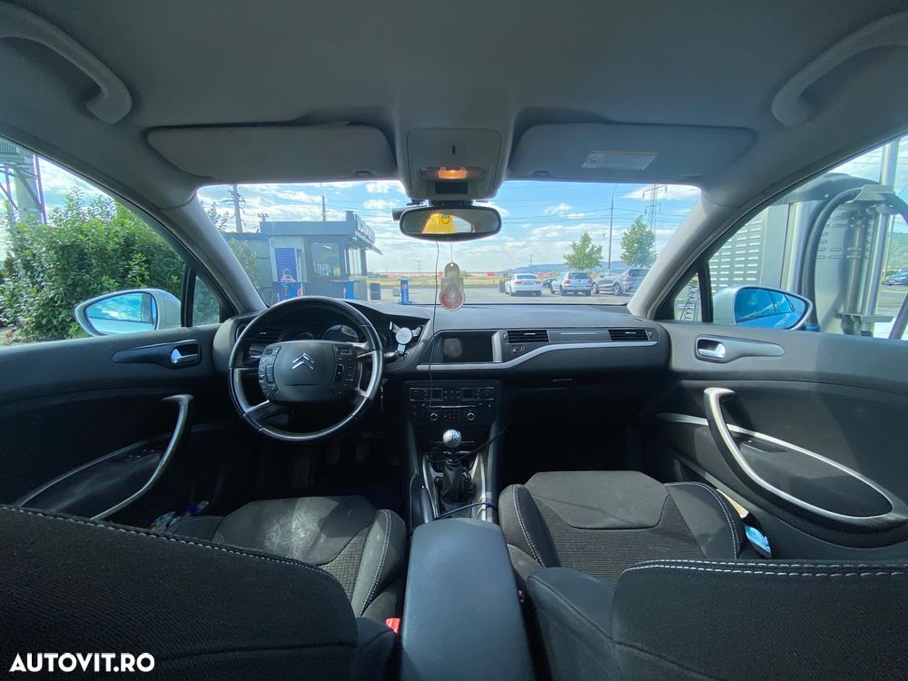 Citroën C5 2.0 HDi FAP H3+ Confort - 6