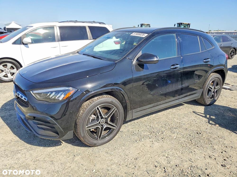 Mercedes-Benz GLA 250 4-Matic - 1