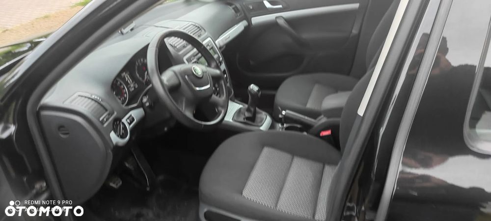Skoda Octavia 2.0 TDI DPF 4x4 Ambiente - 6