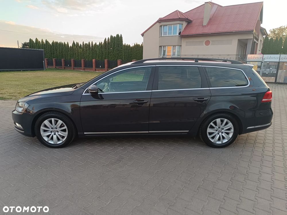 Volkswagen Passat 2.0 TDI DSG BlueMotion Technology Comfortline - 2