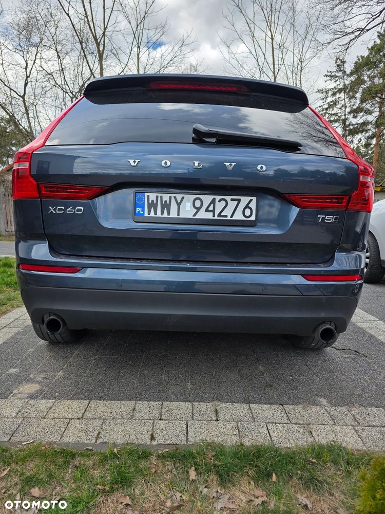 Volvo XC 60 T5 AWD Momentum - 3