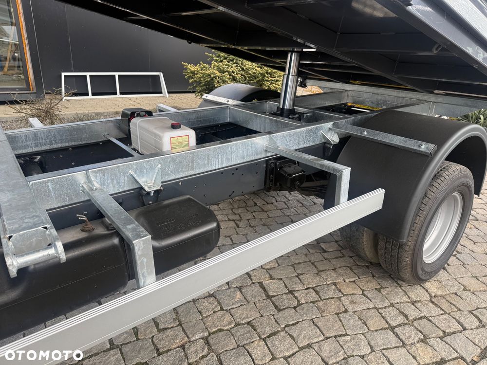Iveco 70C15 70C17 35C15 50C15 - 9