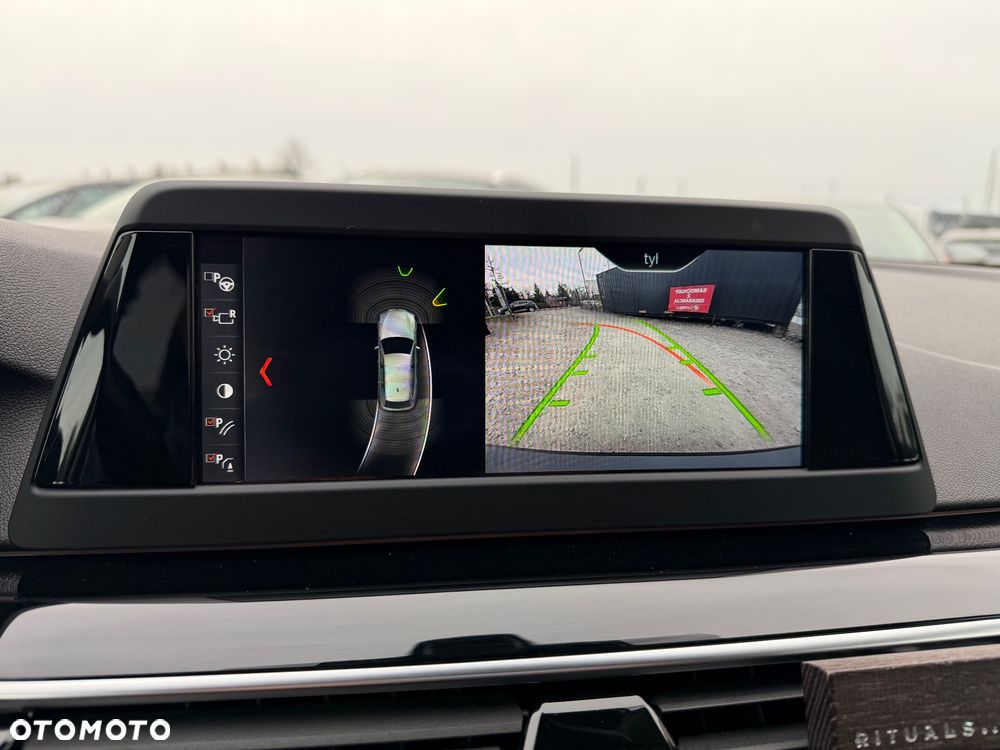 BMW Seria 5 520d M Sport Edition - 22