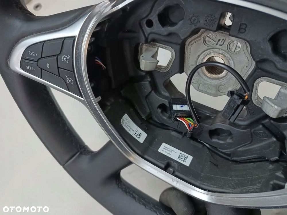 dacia sandero stepway iii 21r- kierownica skóra jogger 484004420r - 8