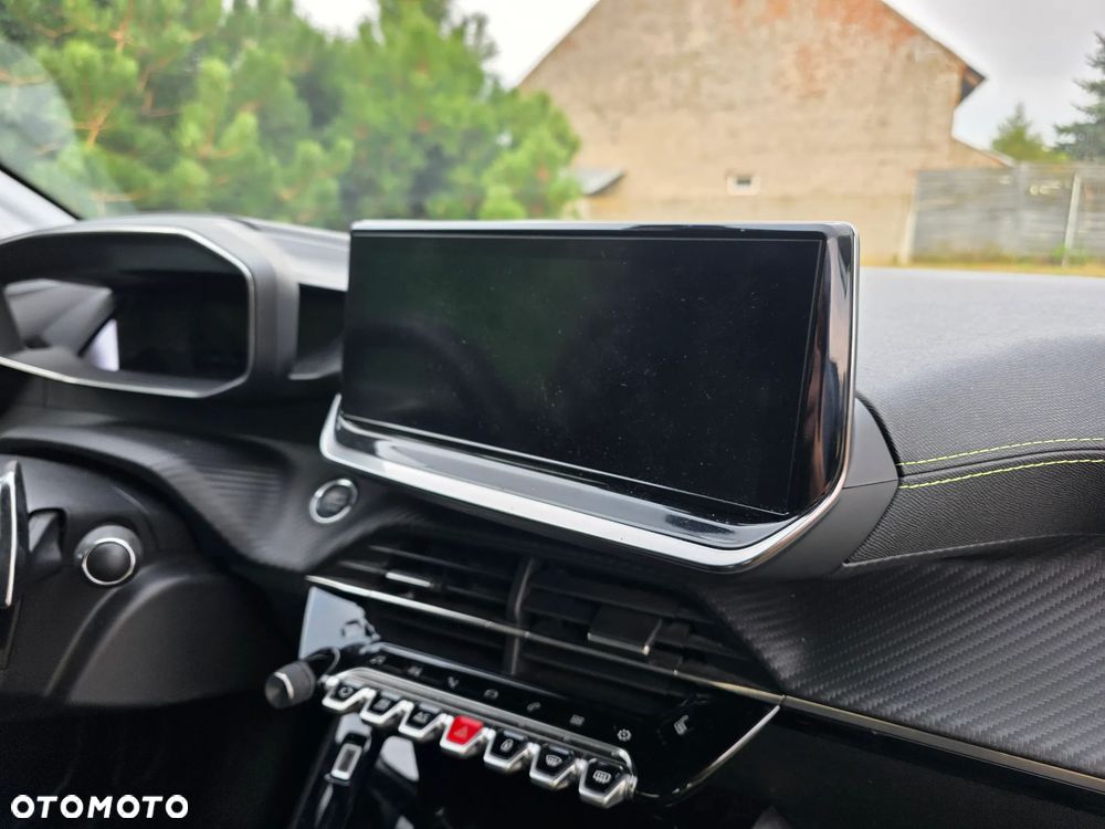 Peugeot 208 PureTech 130 EAT8 Allure - 15
