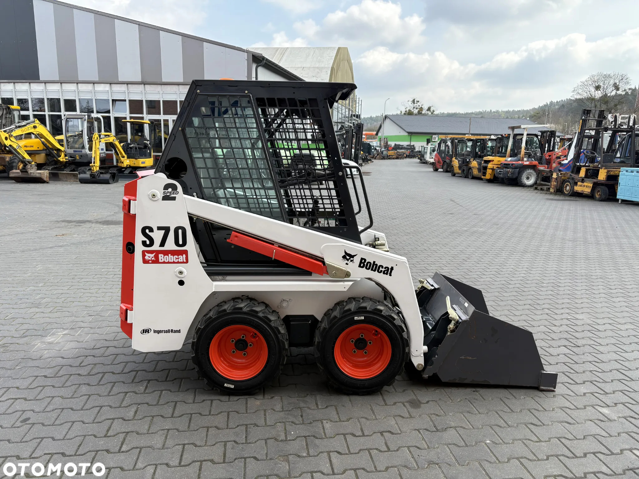 Bobcat S70 - 6