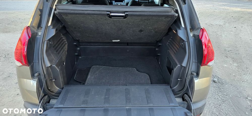 Peugeot 3008 1.6 Active - 18