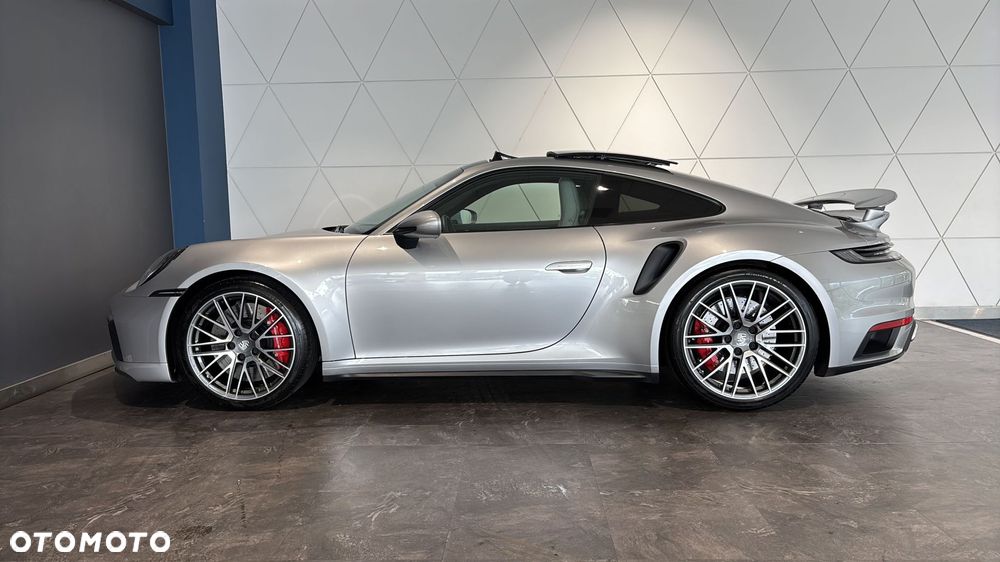 Porsche 911 Turbo - 3