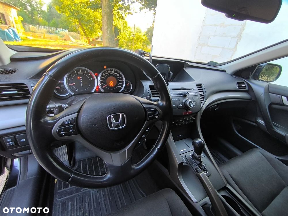 Honda Accord 2.0 Elegance - 12
