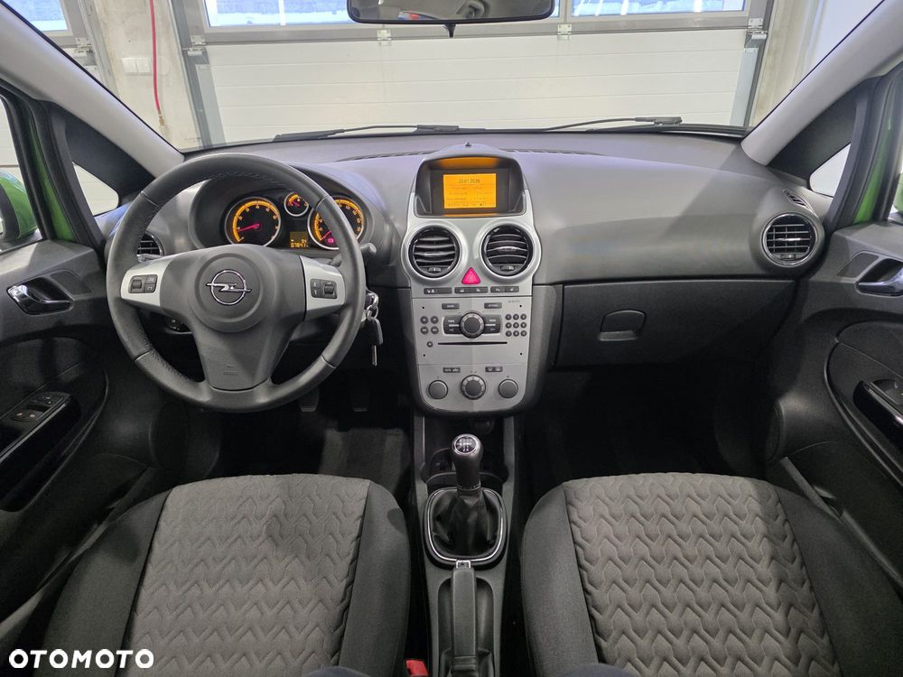 Opel Corsa 1.4 16V Navi - 37
