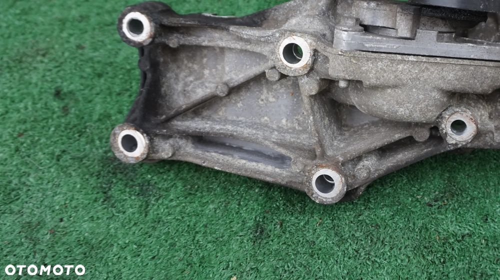 Renault Trafic II Opel Vivaro Nissan Primastar 2.0 DCI M9R lapa wspornik napinacz mocowanie alternatora - 3