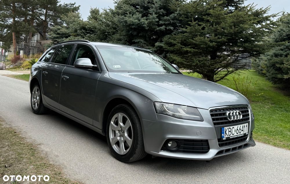 Audi A4 Avant 2.0 TDI DPF multitronic Ambiente - 4