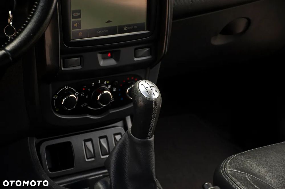 Dacia Duster 1.6 16V 105 4x2 Prestige - 33