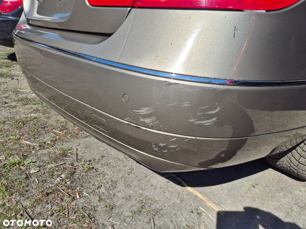 Mercedes-Benz Klasa E 250 CGI BlueEFFICIENCY Automatik Avantgarde - 22