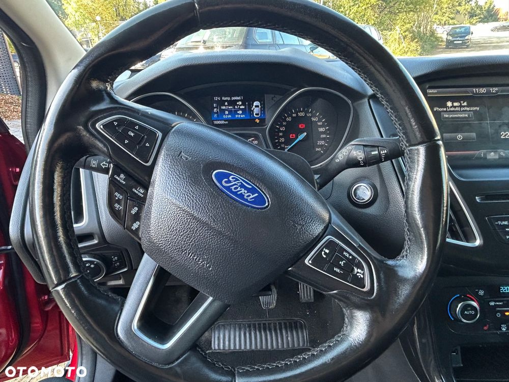Ford Focus - 24
