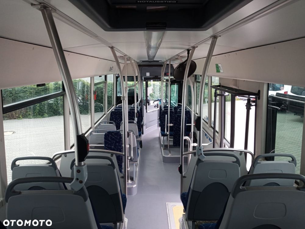 Iveco Crossway Low entry - 12