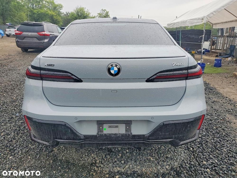 BMW Seria 7 740Li xDrive - 7