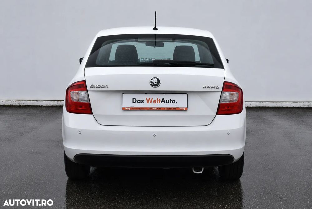 Skoda RAPID 1.2 TSI Ambition - 11