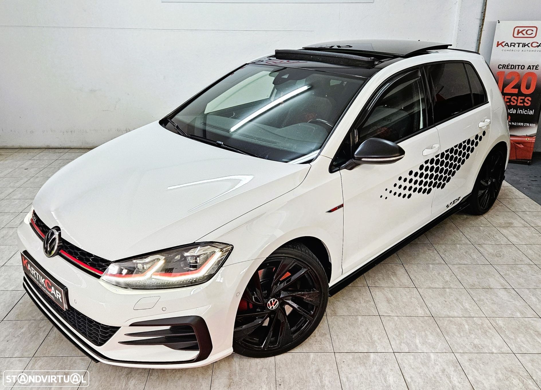 VW Golf GTI TCR 2.0 TSI OPF DSG - 1