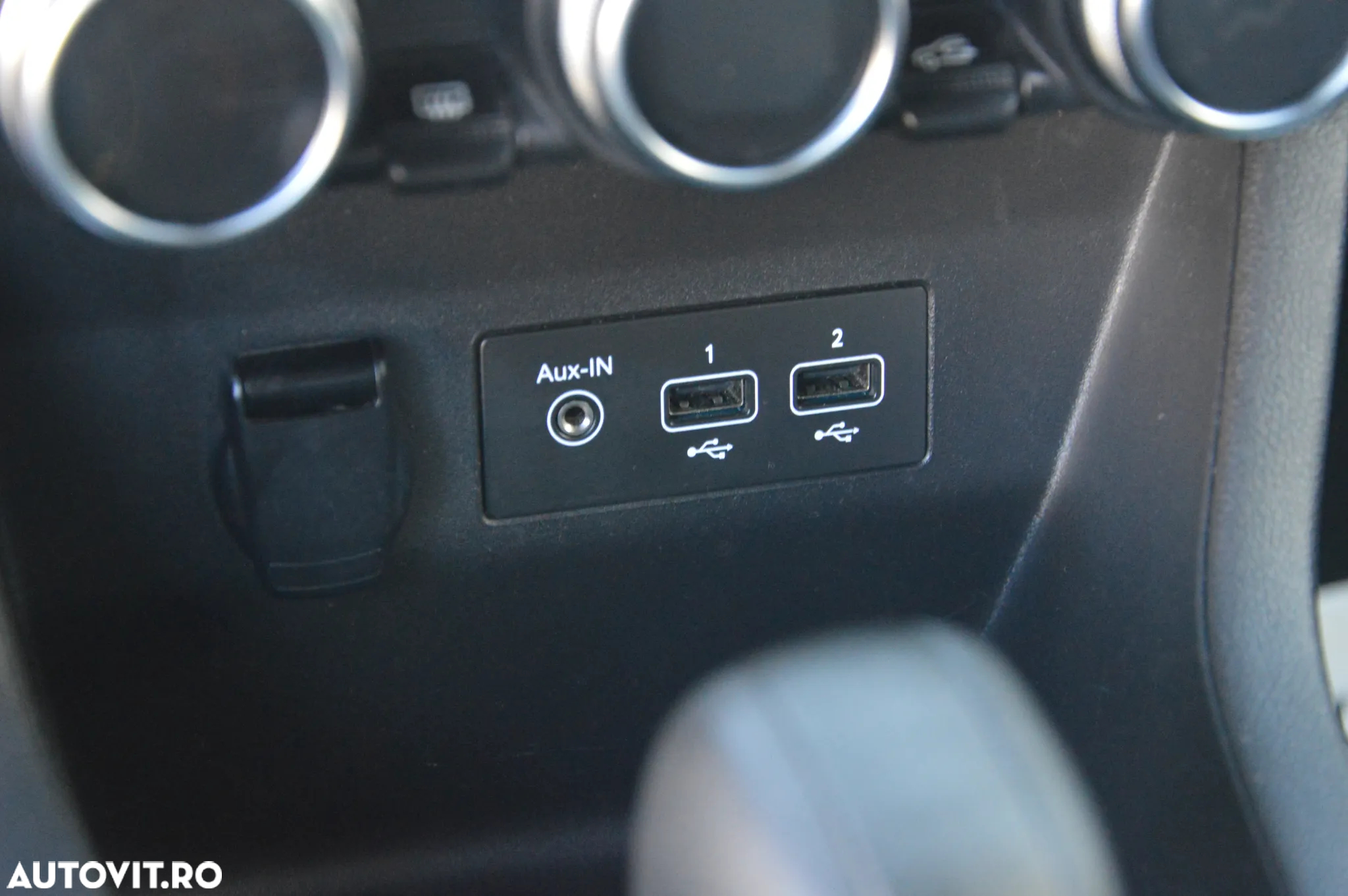 Renault Clio E-TECH Hybrid 140 BUSINESS EDITION - 33