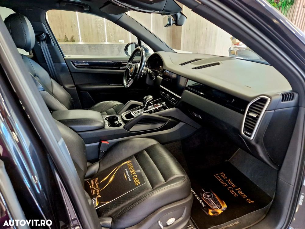 Porsche Cayenne Tiptronic S - 17