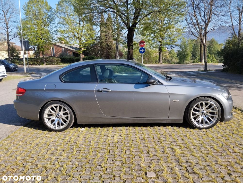 4x Felgi 18 m.in. do BMW 3 E36 E46 E90 E92 F30 4 Gran Coupe f36 5 GT F07 6 f12 5 f10 f11 - BK663 - 4