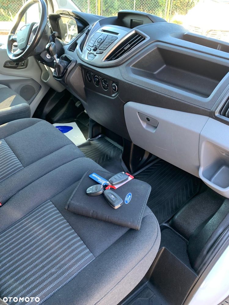 Ford Transit - 16