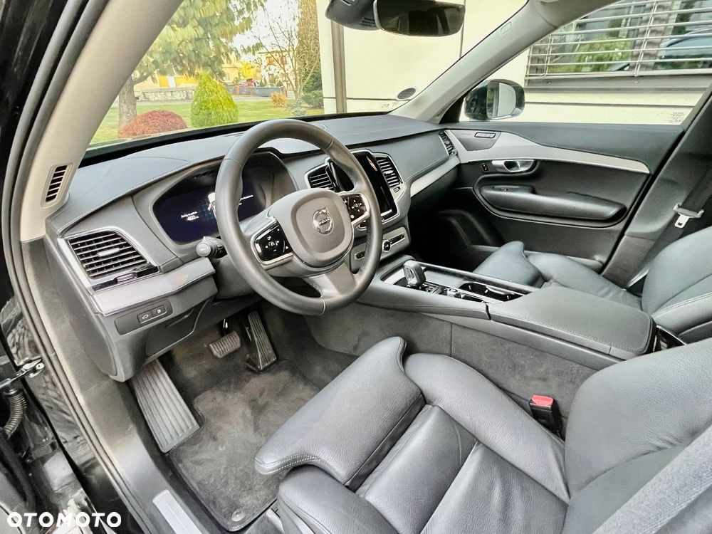 Volvo XC 90 T8 AWD Plug-In Hybrid Plus Dark 7os - 8