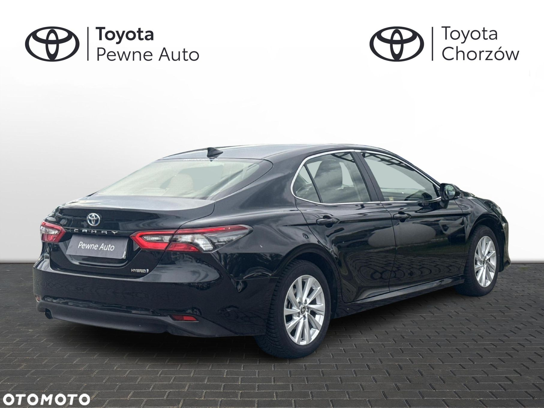Toyota Camry - 5