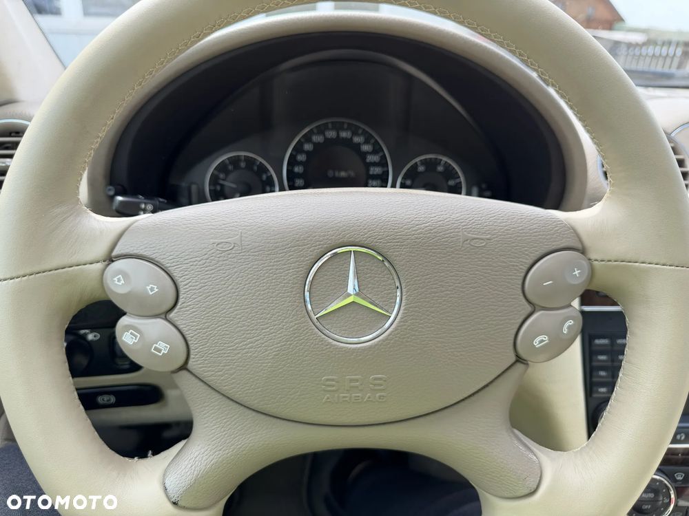 Mercedes-Benz CLK 320 CDI 7G-TRONIC Elegance - 16