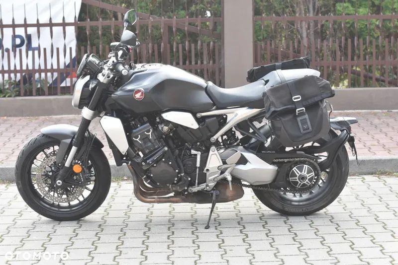 Honda CB - 21