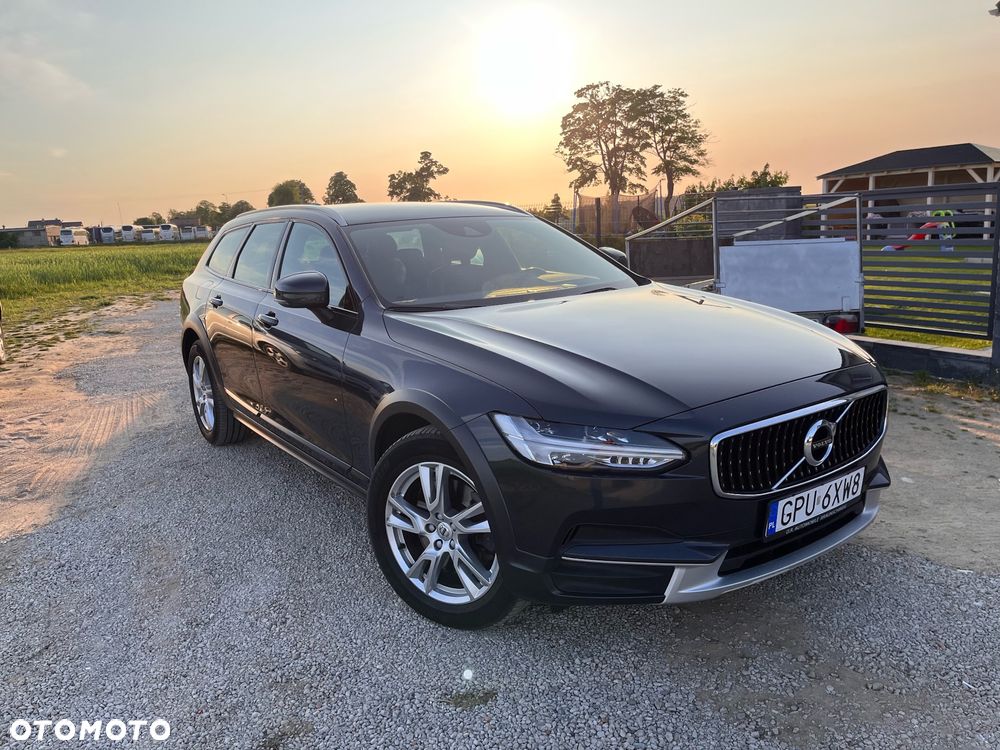 Volvo V90 D4 AWD Geartronic Momentum - 1