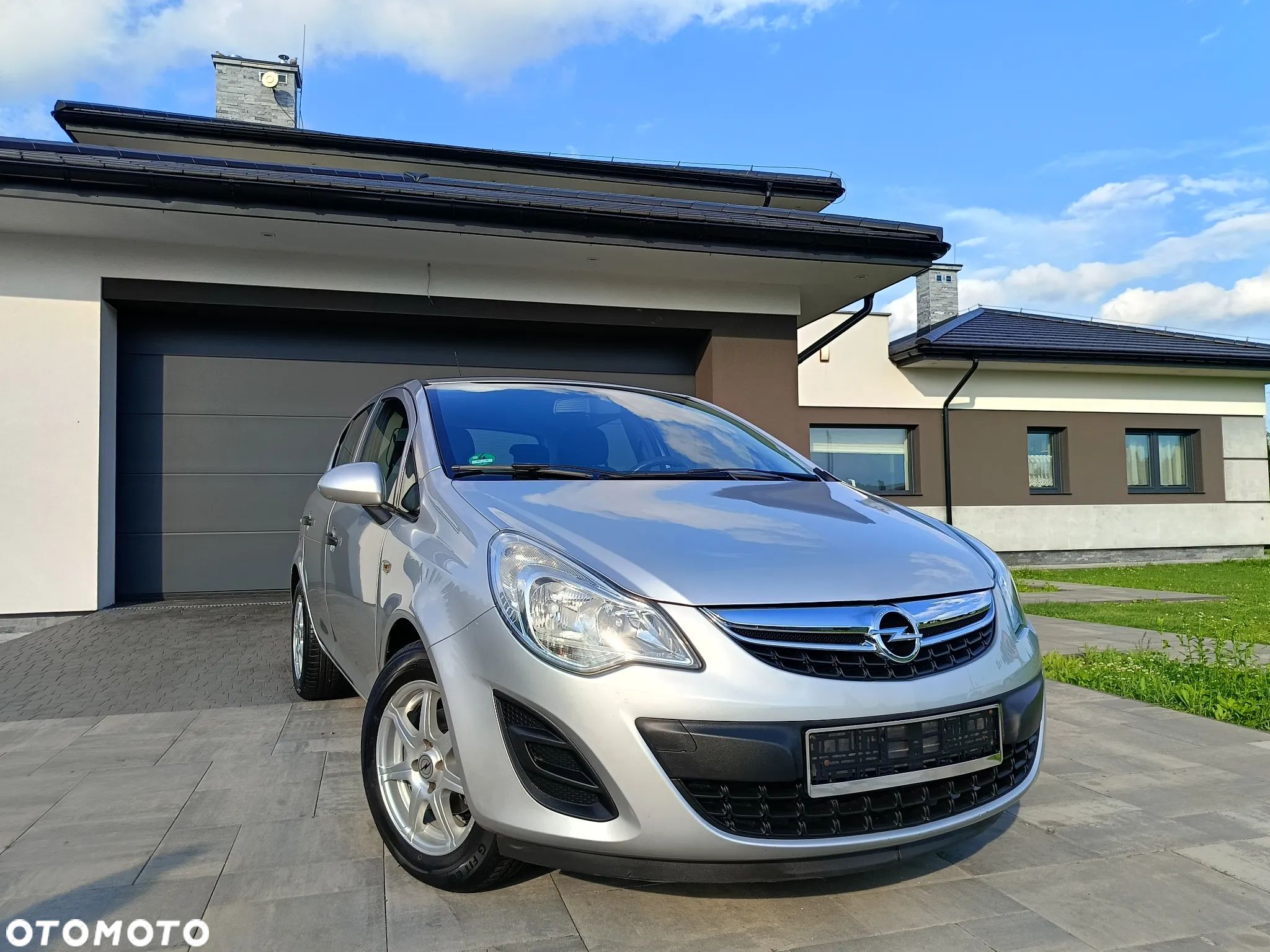 Opel Corsa 1.2 16V Edition - 1